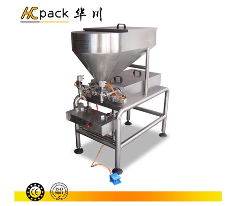 雙頭半自動柱塞式（醬料（liào））灌裝機（jī）